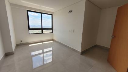 Apartamento à venda com 3 suítes mais DCE, no bairro Mirante em Campina Grande