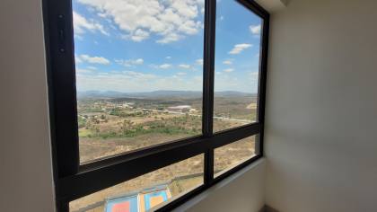 Apartamento à venda com 3 suítes mais DCE, no bairro Mirante em Campina Grande