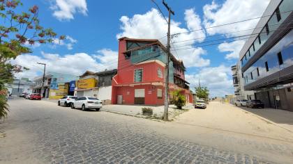 Casa à venda com 5 quartos 4 suítes no bairro Três Irmãs em Campina Grande