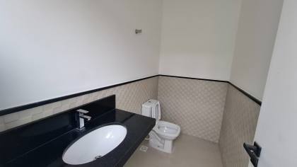 Casa de Condomínio à venda com 3 quartos, sendo 1 suíte, Giardino Bianco Condomínio