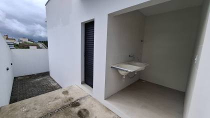Casa de Condomínio à venda com 3 quartos, sendo 1 suíte, Giardino Bianco Condomínio