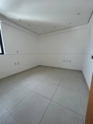 Apartamento à venda com 3 quartos, sendo 1 suíte, no Centro em Campina Grande