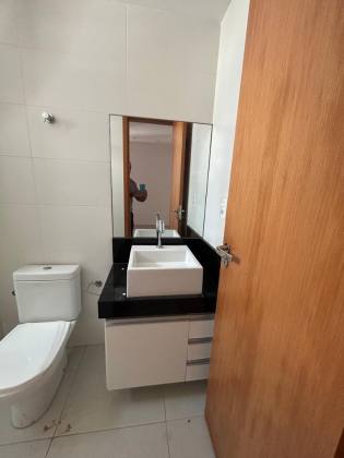 Apartamento à venda com 3 quartos, sendo 1 suíte, no Centro em Campina Grande