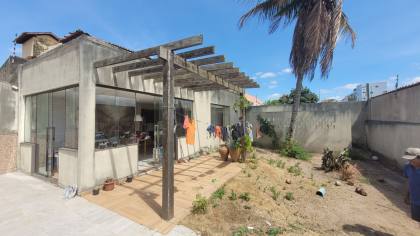 Casa à venda com 3 quartos, sendo 3 suítes no bairro Alto Branco em Campina Grande