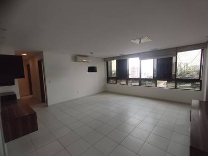 Apartamento à venda com 3 quartos, sendo 2 suítes no bairro Catolé em Campina Grande