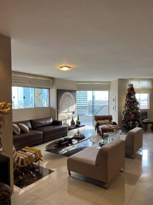 Apartamento à venda com 4 suítes no bairro Mirante, em Campina Grande