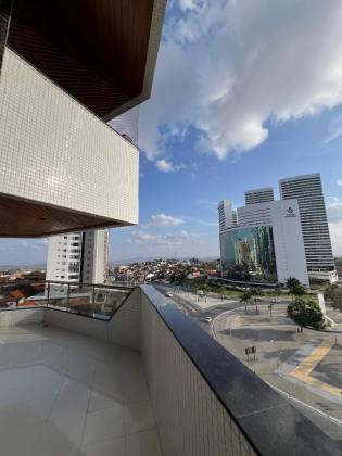 Apartamento à venda com 4 suítes no bairro Mirante, em Campina Grande