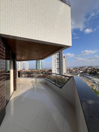 Apartamento à venda com 4 suítes no bairro Mirante, em Campina Grande