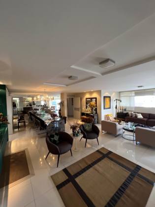 Apartamento à venda com 4 suítes no bairro Mirante, em Campina Grande