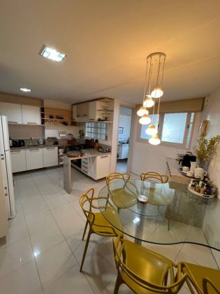 Apartamento à venda com 4 suítes no bairro Mirante, em Campina Grande