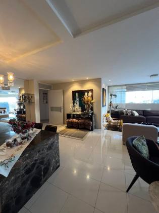 Apartamento à venda com 4 suítes no bairro Mirante, em Campina Grande