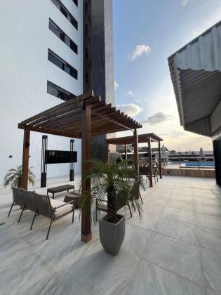 Apartamento à venda com 4 suítes no bairro Mirante, em Campina Grande