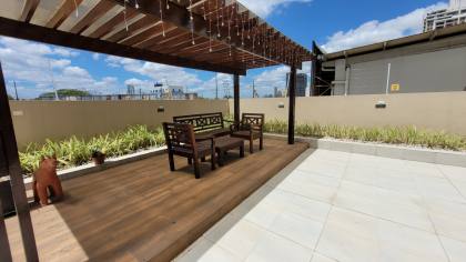 Apartamento à venda com 4 quartos, sendo 2 suítes no bairro Catolé em Campina Grande