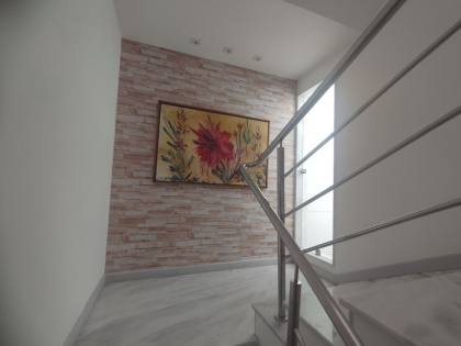 Casa duplex à venda com 3 quartos, sendo 1 suíte no bairro Mirante em Campina Grande