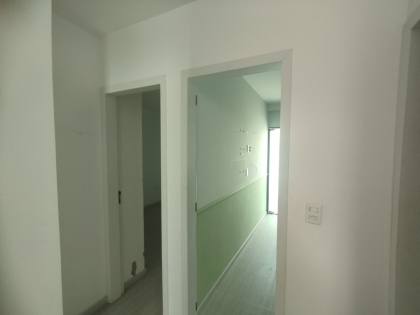 Casa duplex à venda com 3 quartos, sendo 1 suíte no bairro Mirante em Campina Grande