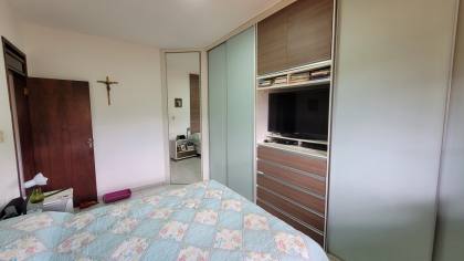 Casa à venda com 3 quartos, sendo 1 suíte, no bairro Jardim Paulistano em Campina Grande