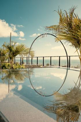 Flat mobiliado à venda no bairro Intermares em Cabedelo