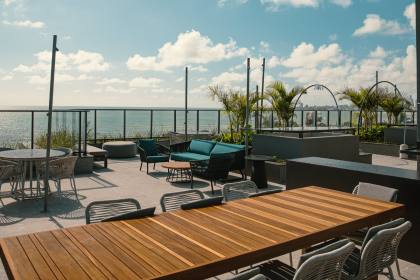 Flat mobiliado à venda no bairro Intermares em Cabedelo