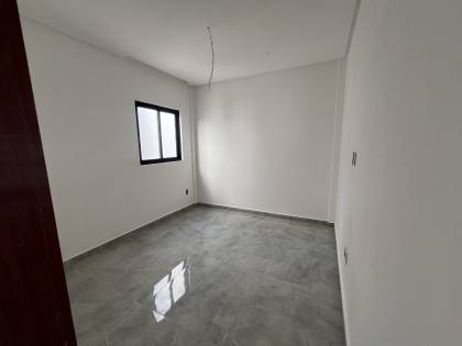 Casa à venda com 3 quartos, sendo 1 suíte, no bairro Alto Branco em Campina Grande