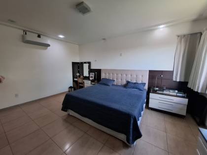 Casa à venda com 3 quartos, sendo 3 suítes no bairro Alto Branco em Campina Grande