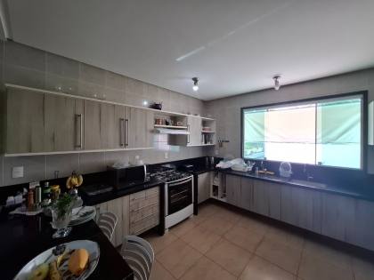 Casa à venda com 3 quartos, sendo 3 suítes no bairro Alto Branco em Campina Grande