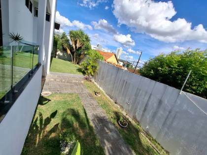 Casa à venda com 3 quartos, sendo 3 suítes no bairro Alto Branco em Campina Grande