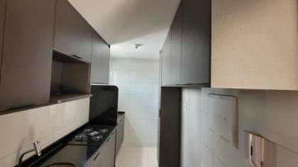 Apartamento à venda, com 2 quartos, sendo 1 suíte, no Centro de Campina Grande