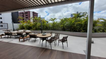 Apartamento à venda, com 2 quartos, sendo 1 suíte, no Centro de Campina Grande