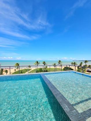 Apartamento à venda com 3 suítes, a beira-mar de Cabo Branco
