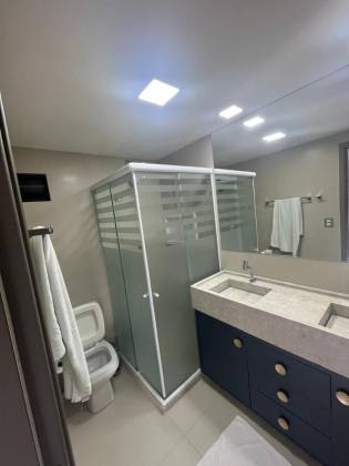 Apartamento à venda com 3 suítes, a beira-mar de Cabo Branco