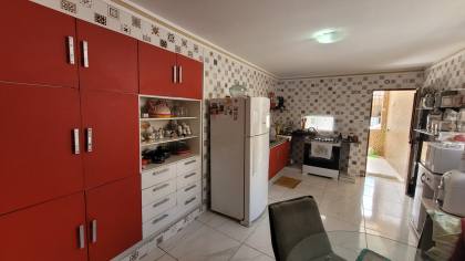 Casa à venda com 4 quartos, sendo 4 suítes no bairro Centenário em Campina Grande