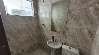 Casa à venda com 4 quartos, sendo 4 suítes no bairro Centenário em Campina Grande