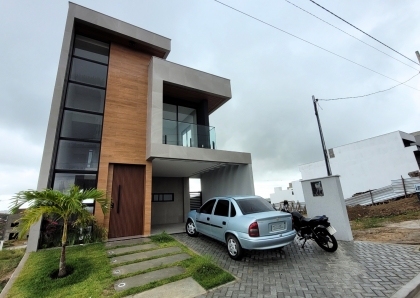 Casa Duplex à venda, no Condomínio Ecoville Residence, em Campina Grande