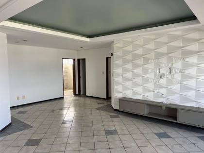 Apartamento à venda com 3 quartos 2 suítes no Centro de Campina Grande