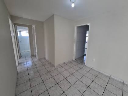 Apartamento à venda com 3 quartos, sendo 1 suíte no bairro Lauritzen em Campina Grande