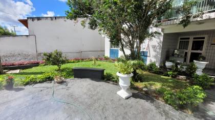 Apartamento à venda com 3 quartos, sendo 1 suíte no bairro Lauritzen em Campina Grande