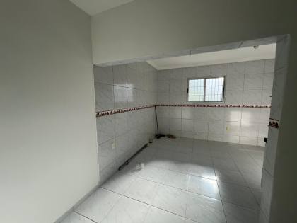 Casa à venda com 3 quartos, sendo 01 suíte no bairro das Nações em Campina Grande