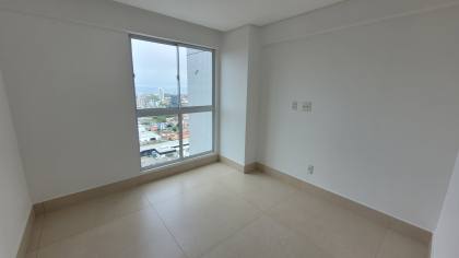 Apartamento à venda com 3 suítes e 3 varandas em frente ao Parque da Criança