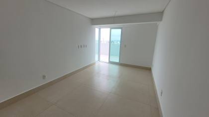 Apartamento à venda com 3 suítes e 3 varandas em frente ao Parque da Criança
