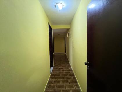 Casa à venda com 3 quartos, sendo 1 suíte no bairro Jardim Tavares em Campina Grande