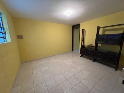 Casa à venda com 3 quartos, sendo 1 suíte no bairro Jardim Tavares em Campina Grande