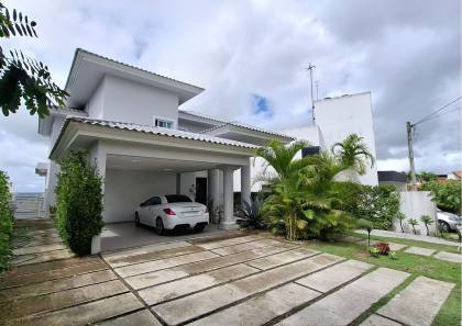 Casa à venda no Condomínio Alphaville Campina Grande