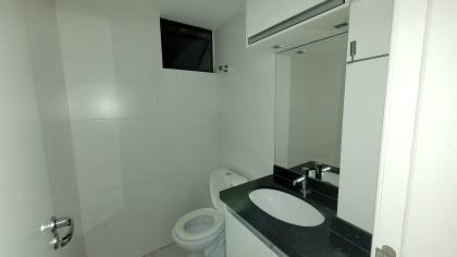 Apartamento à venda com 3 suítes, no bairro do Mirante, em Campina Grande