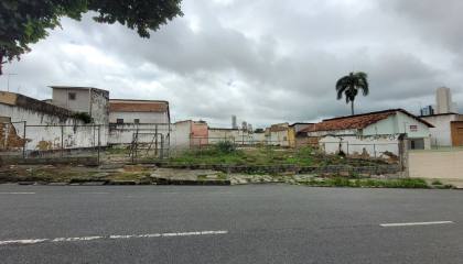 Terreno de 730m² à venda no bairro Conceição, em Campina Grande