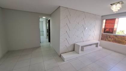 Apartamento à venda com 02 quartos, sendo 1 suíte + DCE, na Liberdade em Campina Grande