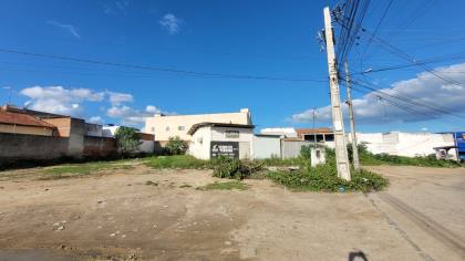 Terreno à venda no bairro Palmeira Imperial, em Campina Grande