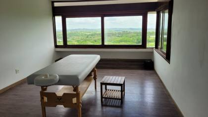 Casa à venda em condomínio fechado, com 3 suíte e escritório, em Campina Grande