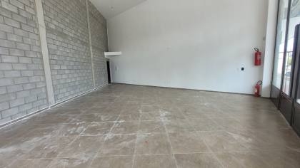 Lojas de 60m² disponíveis para locação na Av. Manoel Tavares, em Campina Grande