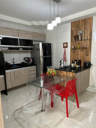 Casa Duplex à venda com 2 quartos, sendo 1 suíte no bairro Jardim Paulistano