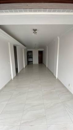 Apartamento à venda com 3 quartos, sendo 2 suítes, do Alto Branco, em Campina Grande